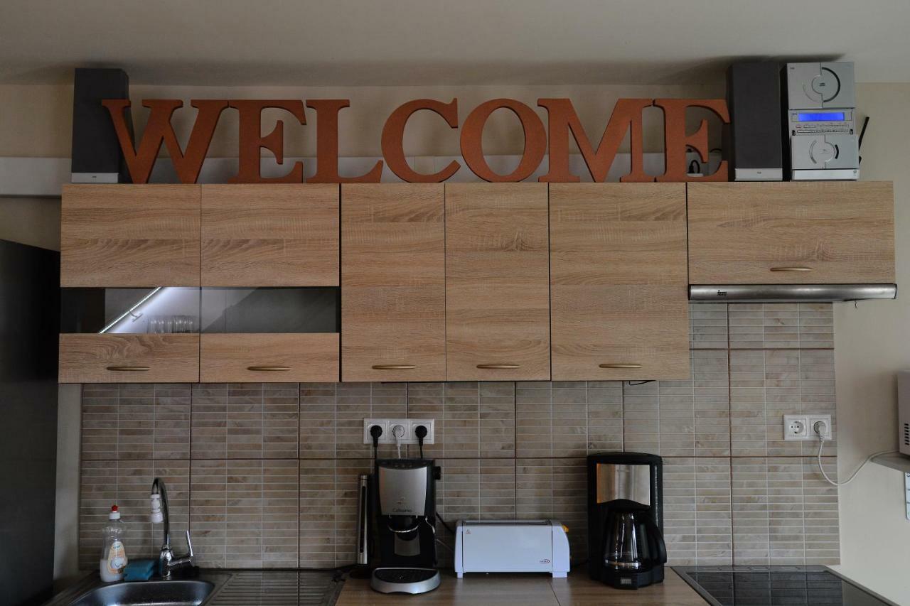 Room4U Apartment Balatonszárszó 외부 사진